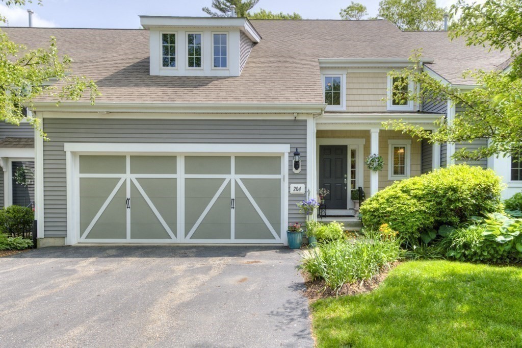 204 Sandtrap Court 204