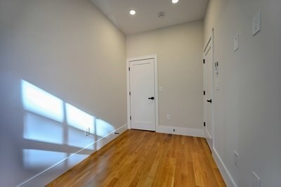 18 Winchester St 4