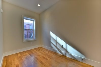 18 Winchester St 4