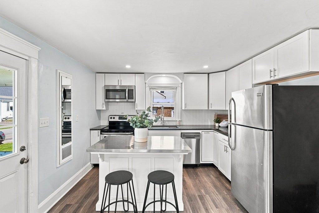 337 Wilbur AVE, Swansea, MA, 337 Wilbur AVE, Swansea, MA Photo #2