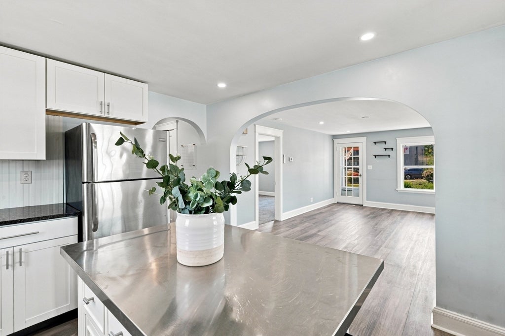 337 Wilbur AVE, Swansea, MA, 337 Wilbur AVE, Swansea, MA Photo #6