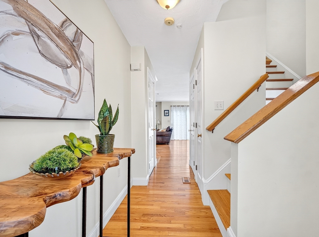 201 Main St 21