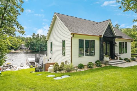 226 Lakeview Drive Winchendon MA 01475