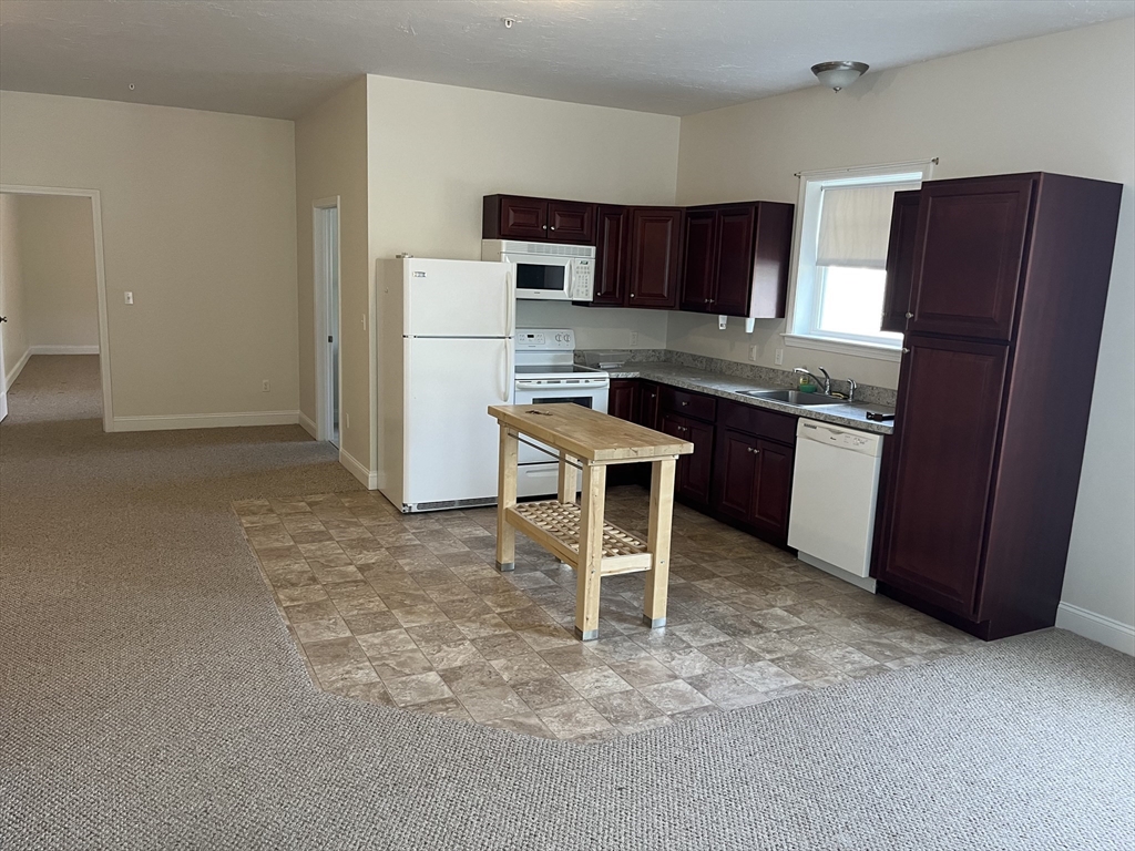 68 Spring Street 202