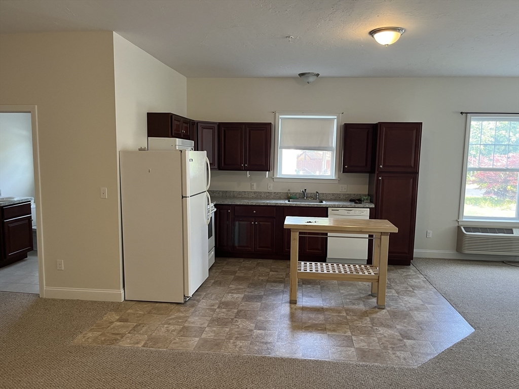 68 Spring Street 202