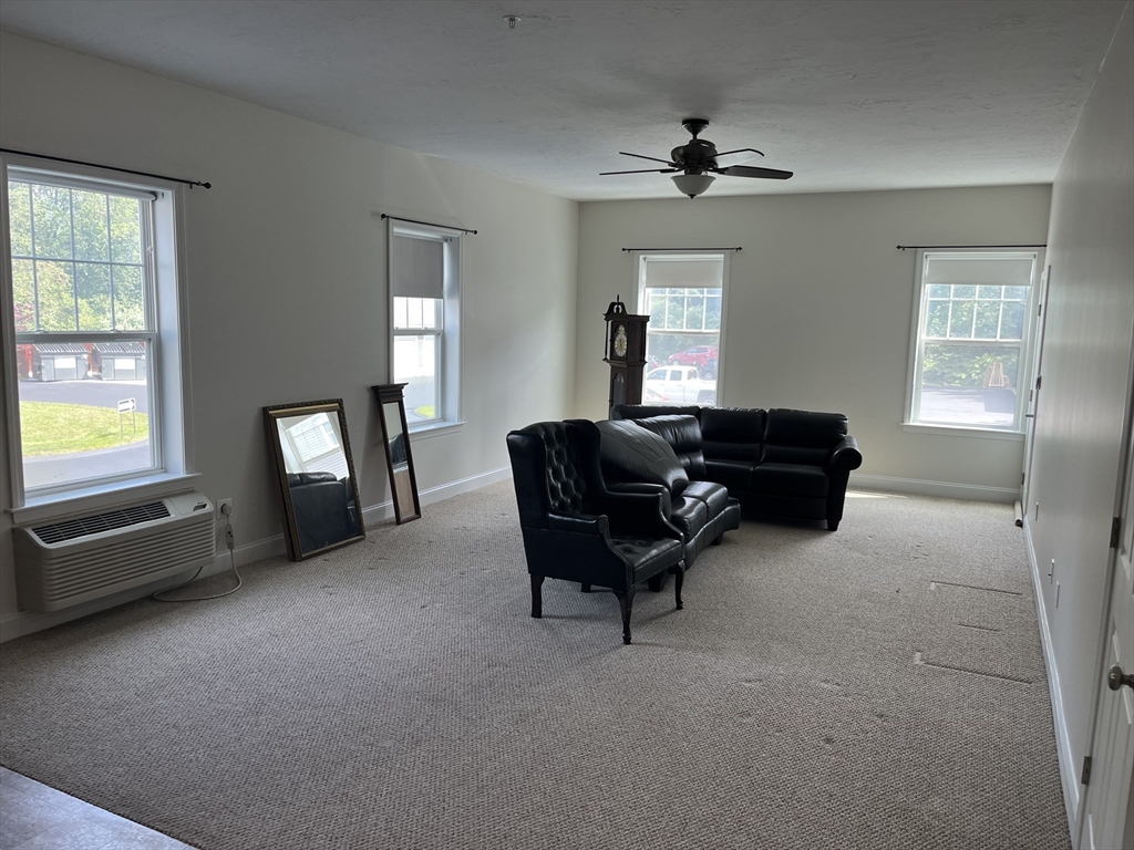 68 Spring Street 202