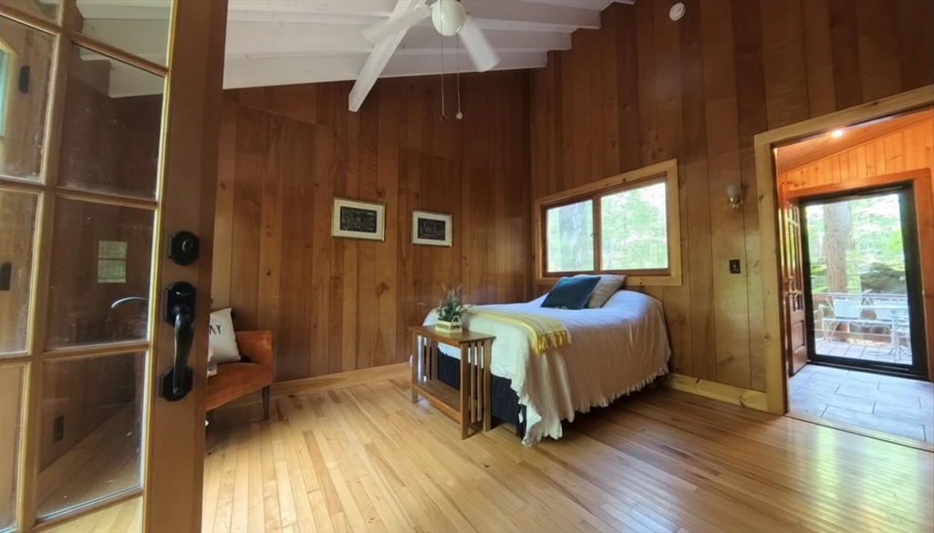 32 Pond Hill Rd