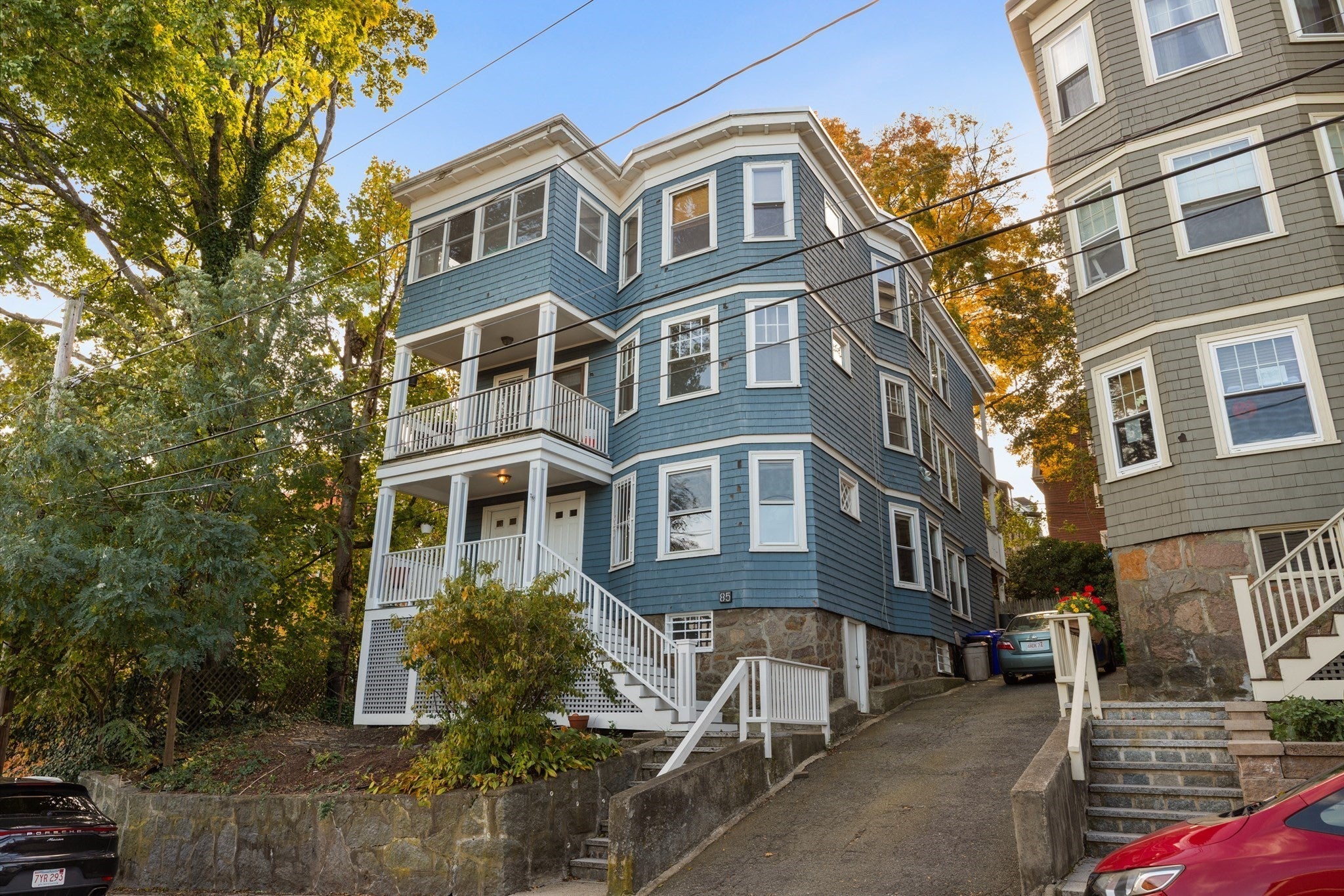 85 Jamaica St 1
