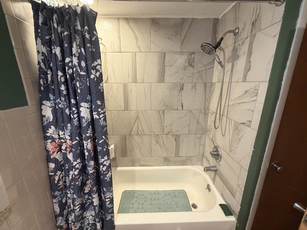 845 Stafford St, Leicester, MA Photo #11