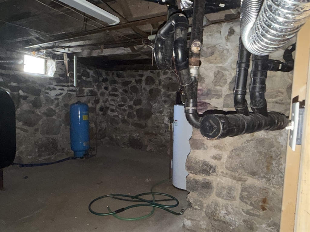 845 Stafford St, Leicester, MA Photo #35