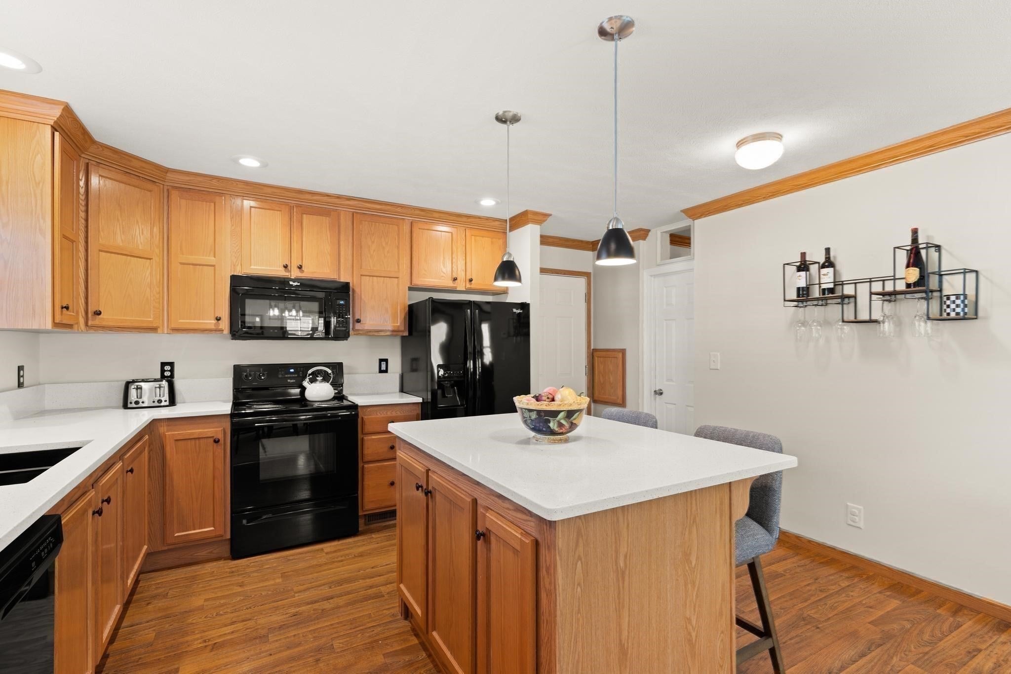 16 Skyview Drive, Brockton, MA, 16 Skyview Drive, Brockton, MA Photo #4