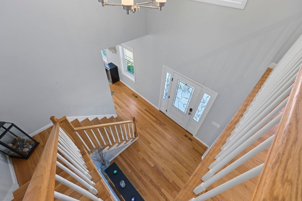 51 Elaine Cir, Springfield, MA Photo #36