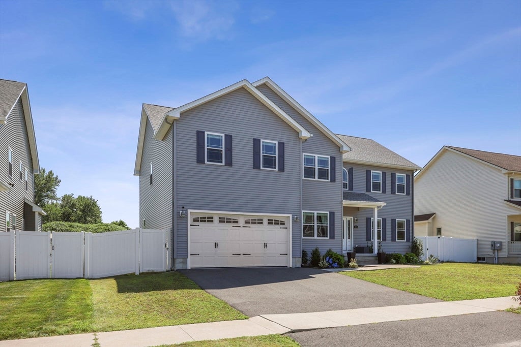 51 Elaine Cir
