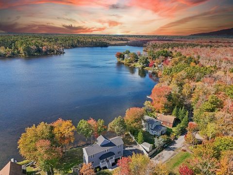 81 Ocean Ave Hanson MA 02341