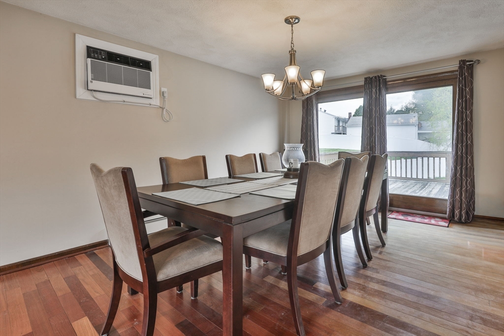 54 Walton Street, Wakefield, MA Photo #13