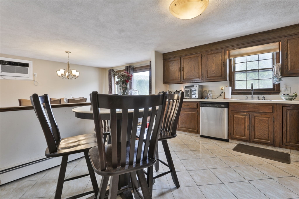 54 Walton Street, Wakefield, MA Photo #18