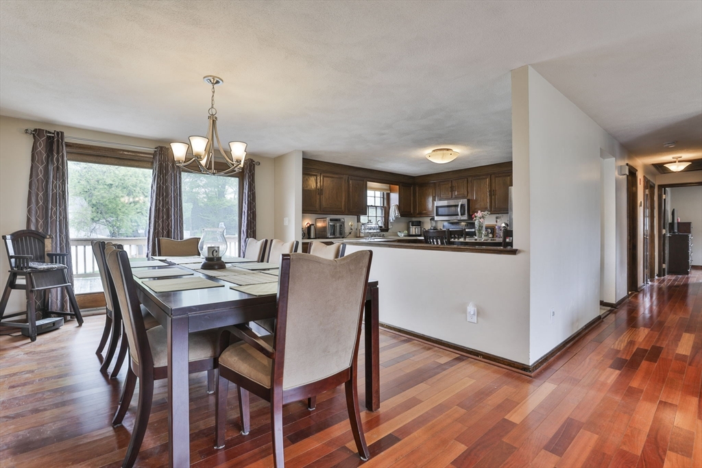 54 Walton Street, Wakefield, MA Photo #11