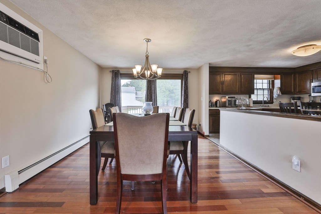 54 Walton Street, Wakefield, MA Photo #12