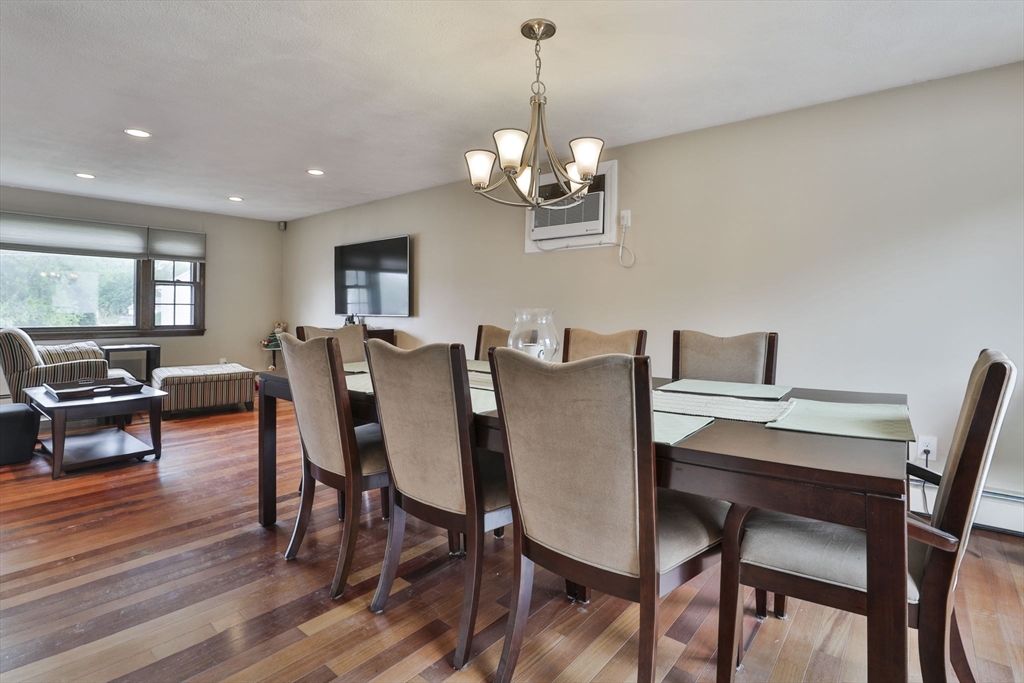 54 Walton Street, Wakefield, MA Photo #14