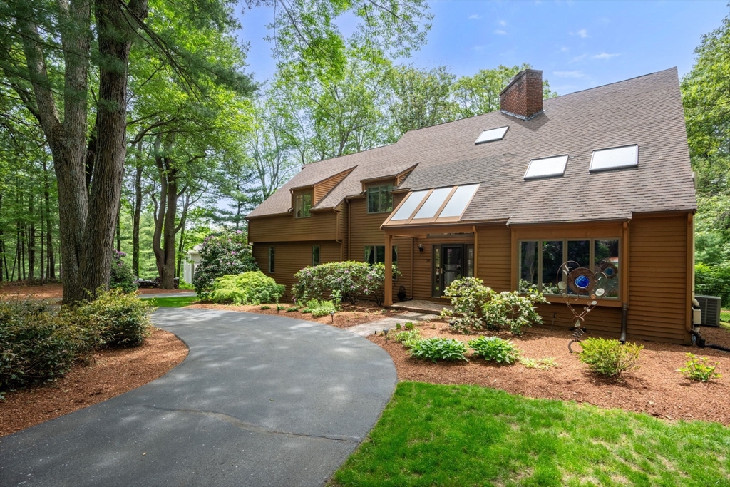 56 Carter Dr