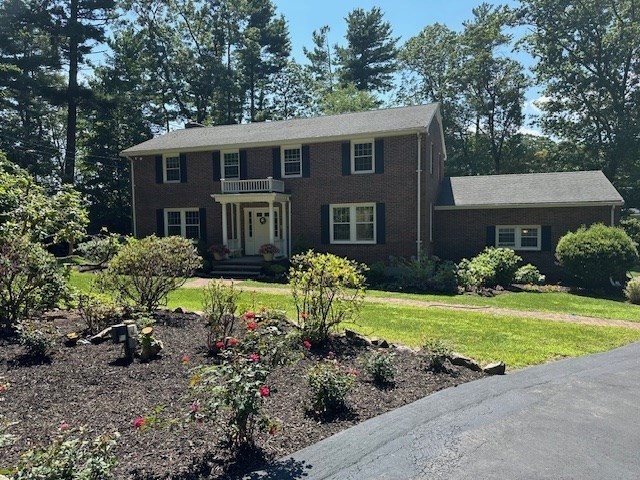 186 Pecunit Street