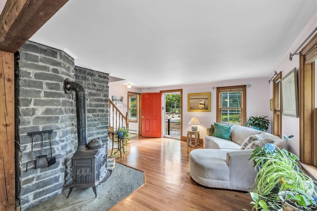 159 Old Chatham Rd
