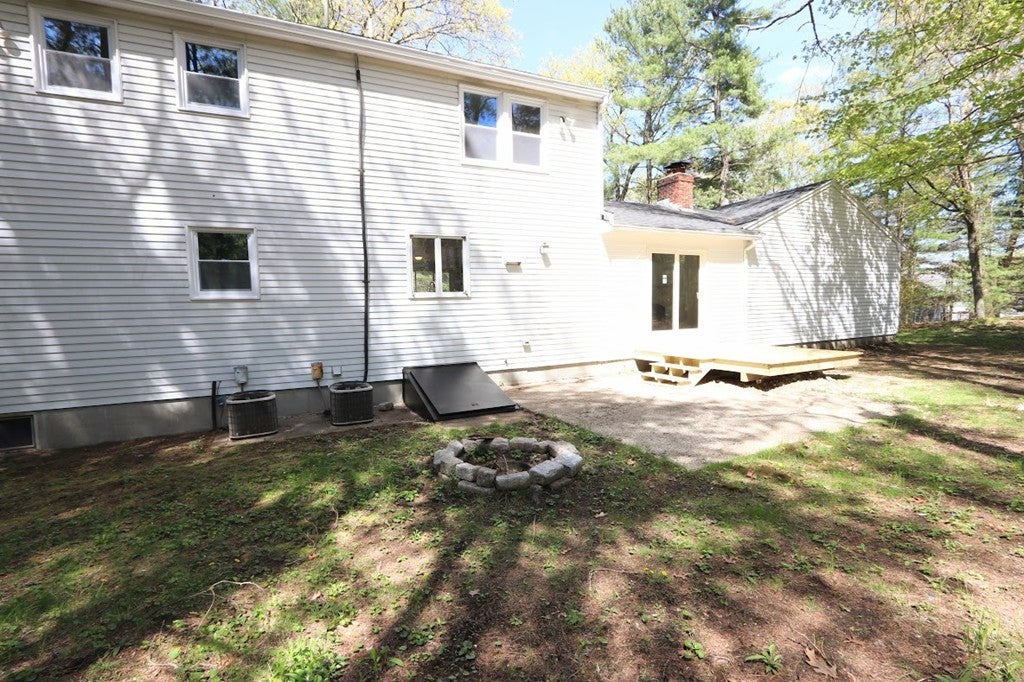 56 Overlook Drive West Dr, Framingham, MA, 56 Overlook Drive West Dr, Framingham, MA Photo #5