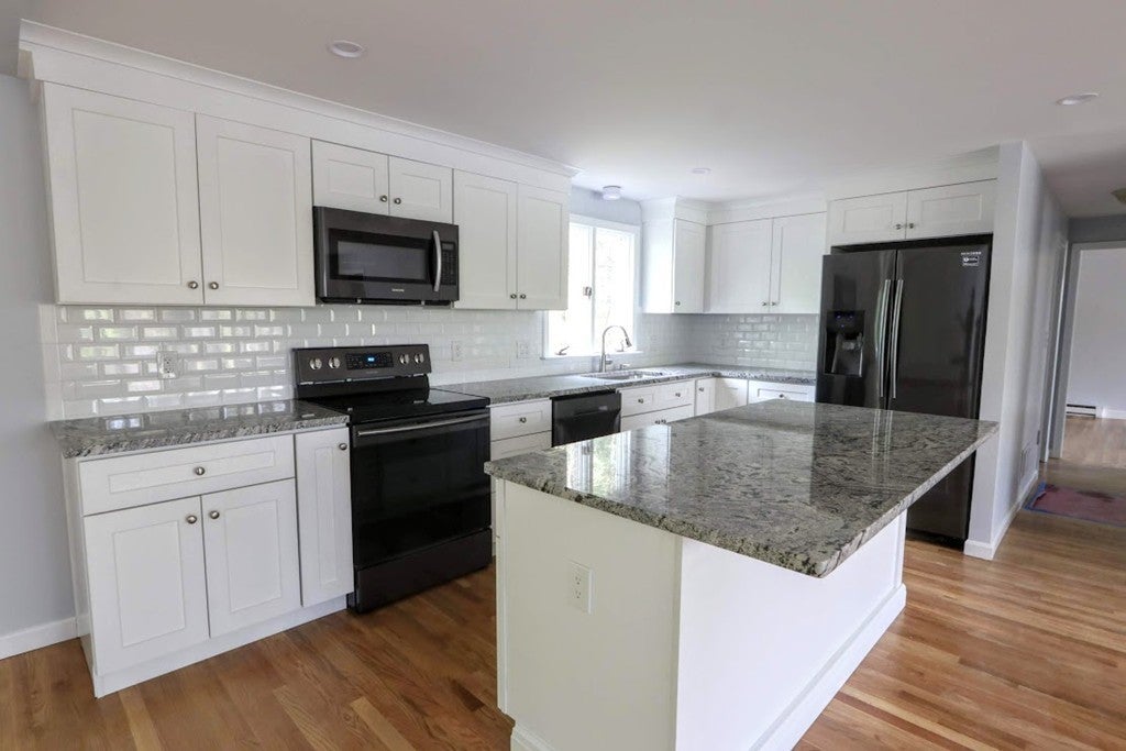 56 Overlook Drive West Dr, Framingham, MA, 56 Overlook Drive West Dr, Framingham, MA Photo #28