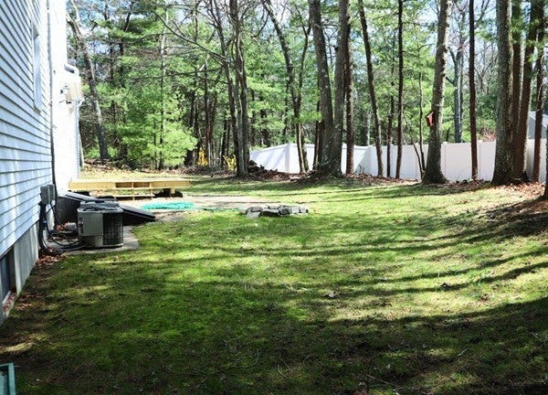 56 Overlook Drive West Dr, Framingham, MA, 56 Overlook Drive West Dr, Framingham, MA Photo #4