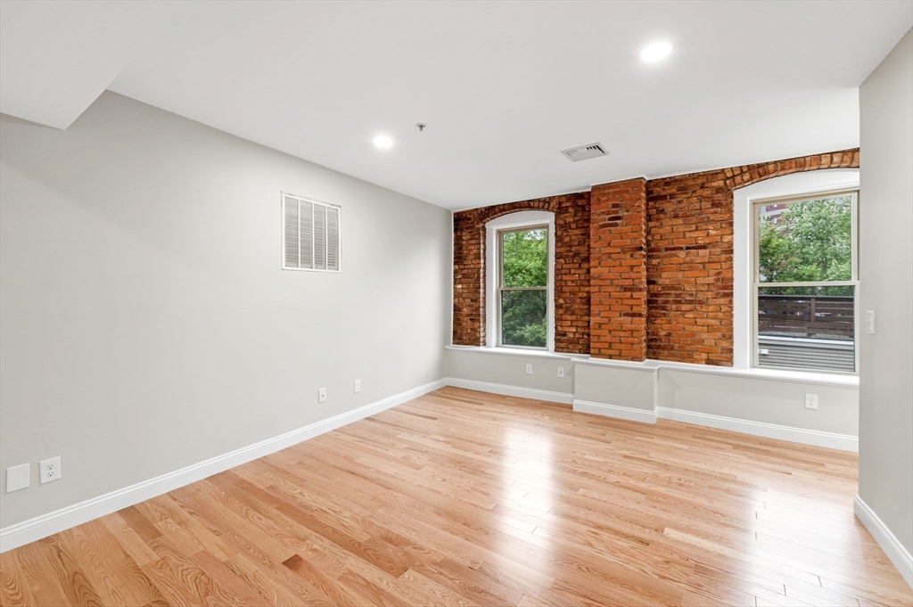 72 River Street 5