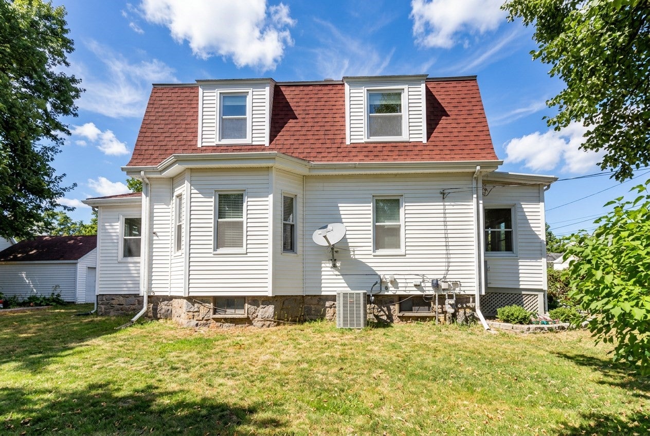 78 Arnold St