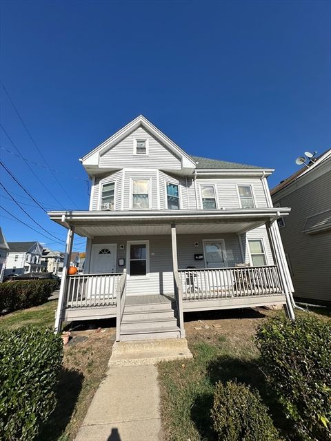915 River St Boston MA 02136
