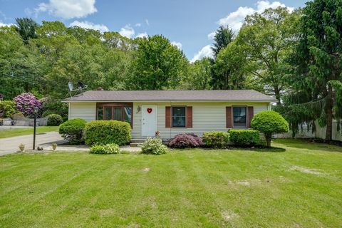 27 Wheelock Rd. Shrewsbury MA 01545