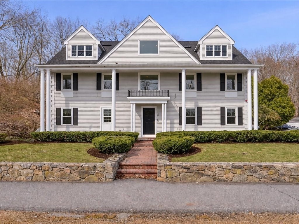 65 Eliot St