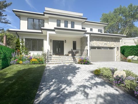55 June Ln Newton MA 02459