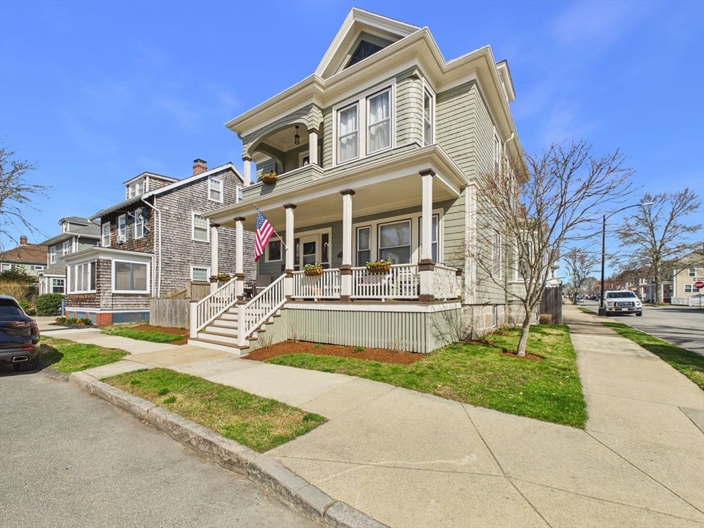 Photo of 379 W. Clinton St, New Bedford, MA 02740 (MLS # 73503618)