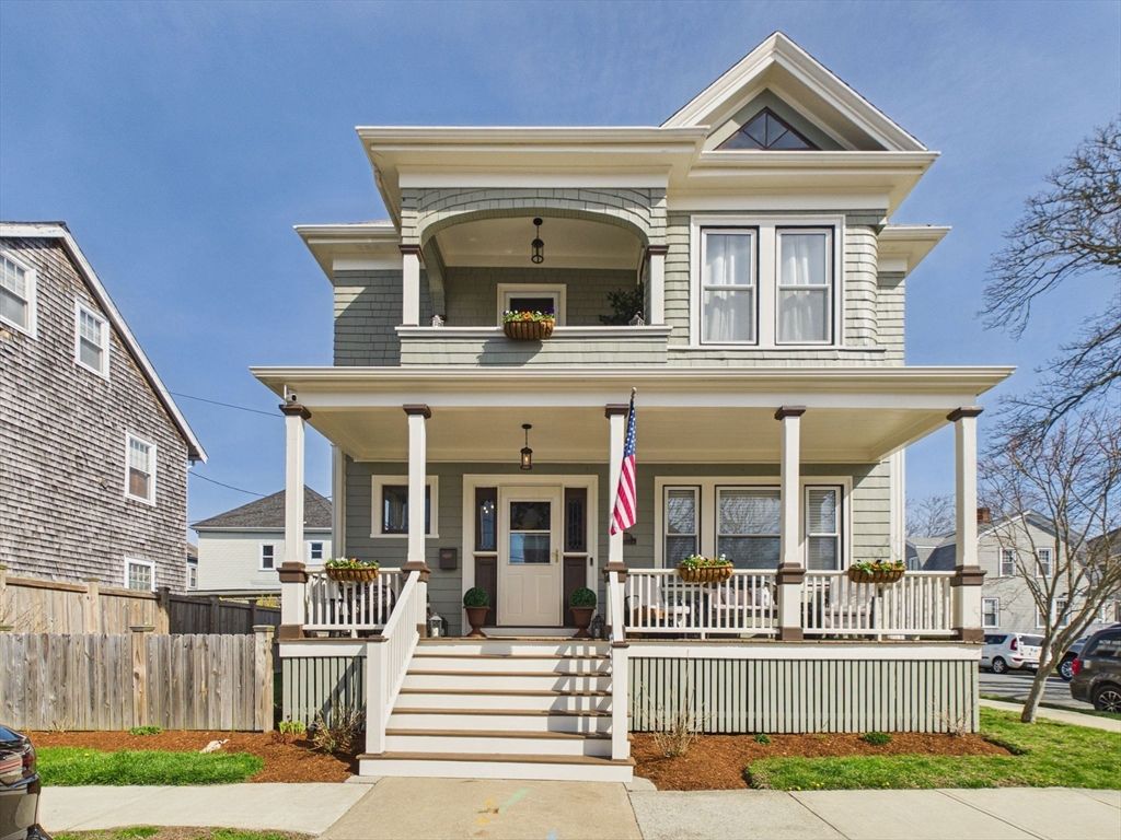 Photo of 379 W. Clinton St, New Bedford, MA 02740 (MLS # 73503618)