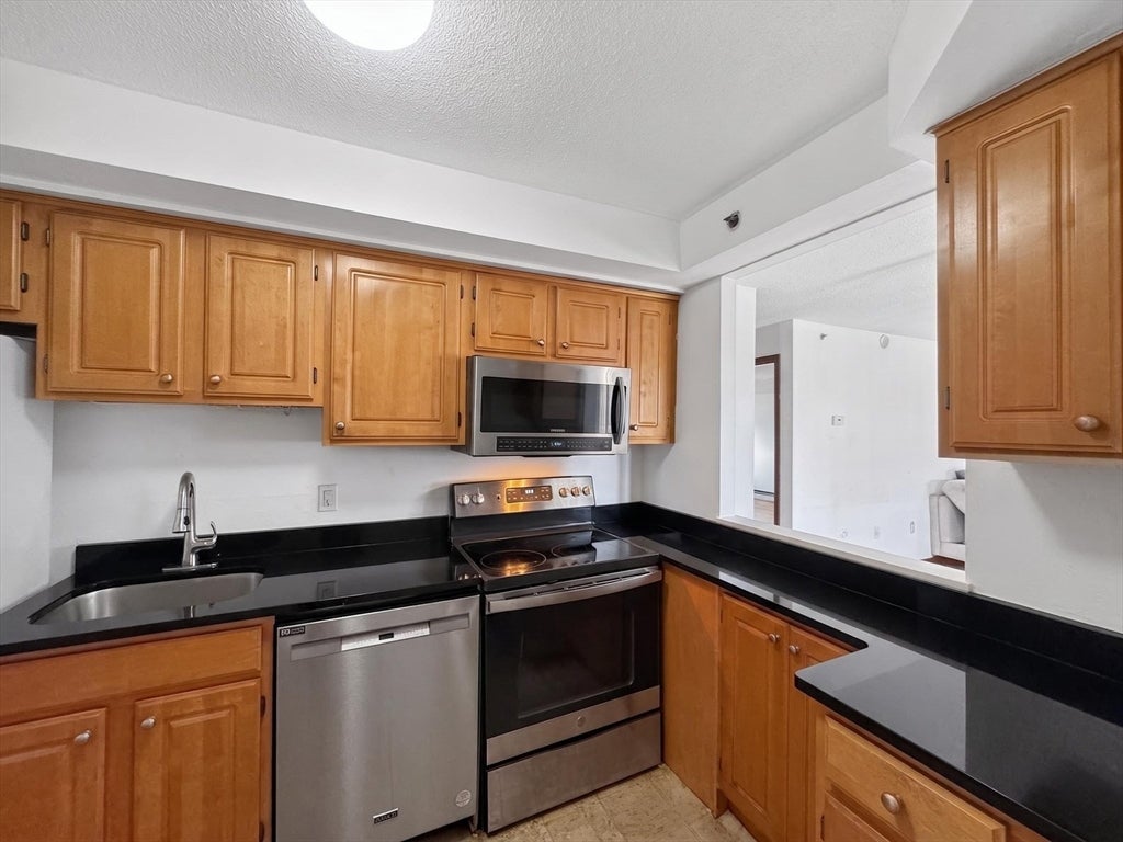 1025 Hancock St #8C, Quincy, MA, 1025 Hancock St #8C, Quincy, MA Photo #3