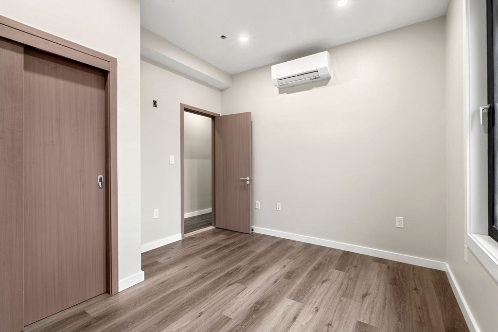 14 Schuyler ST #4, Boston, MA Photo #17