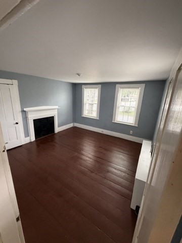 7 Mill St