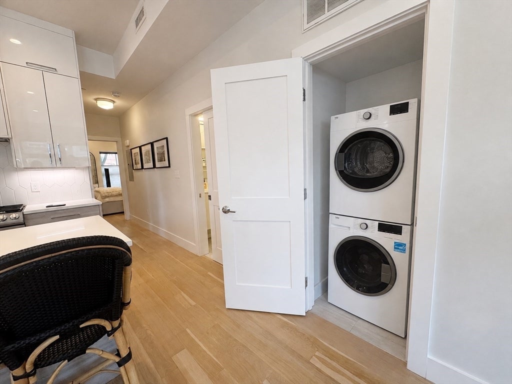 109 Liverpool Street #1, Boston, MA, 109 Liverpool Street #1, Boston, MA Photo #8