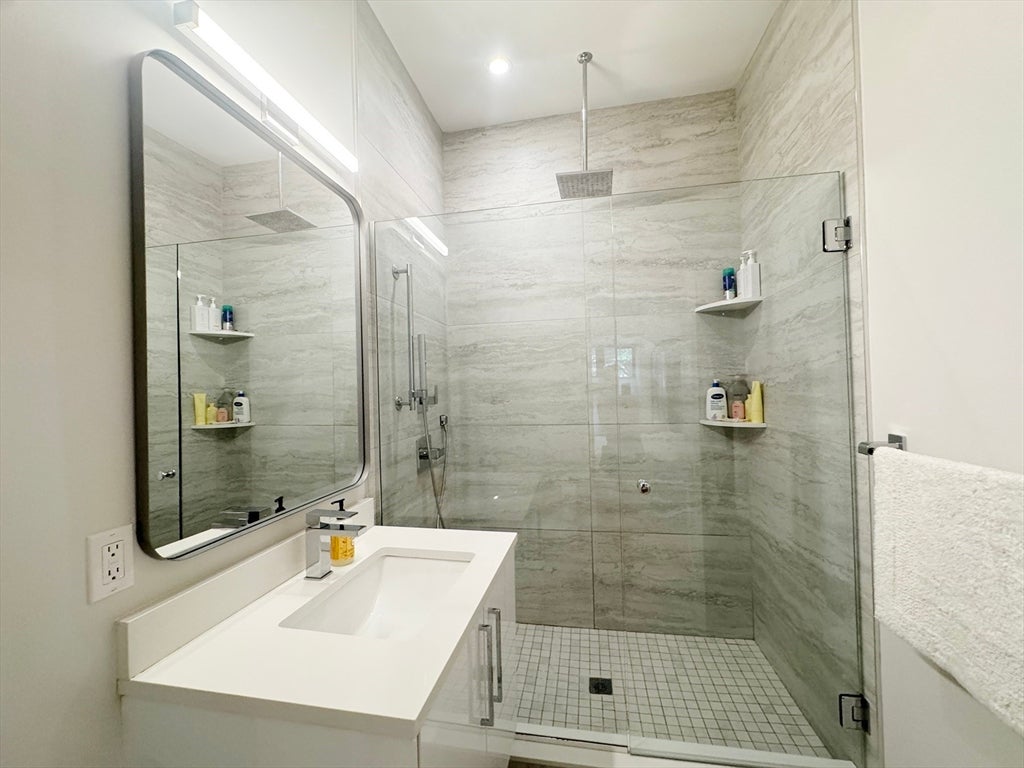 109 Liverpool Street #1, Boston, MA, 109 Liverpool Street #1, Boston, MA Photo #10