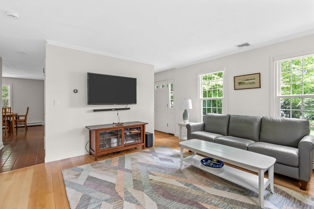 52 Highland Crossing Rd