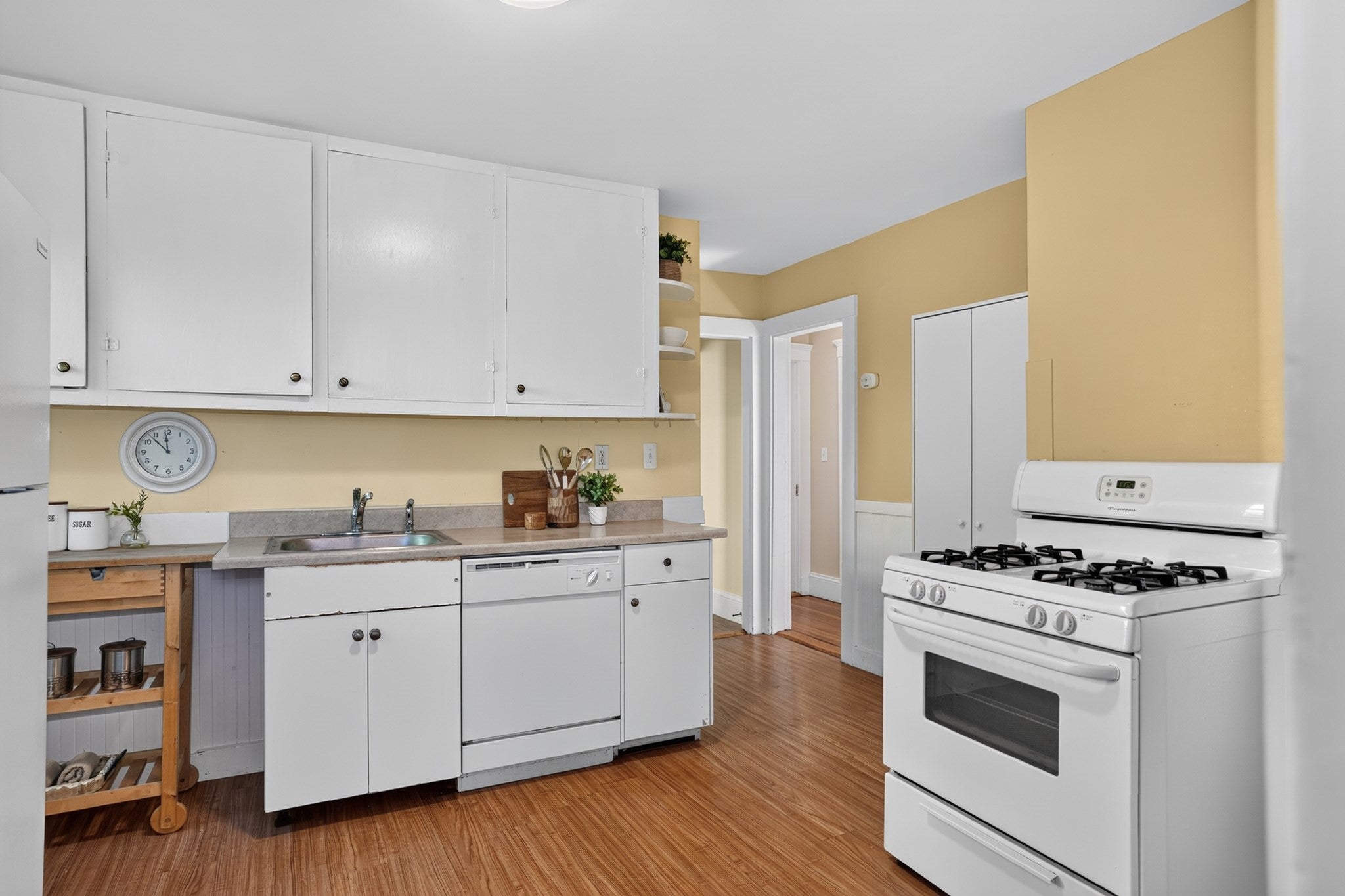 155 White St, Belmont, MA Photo #9