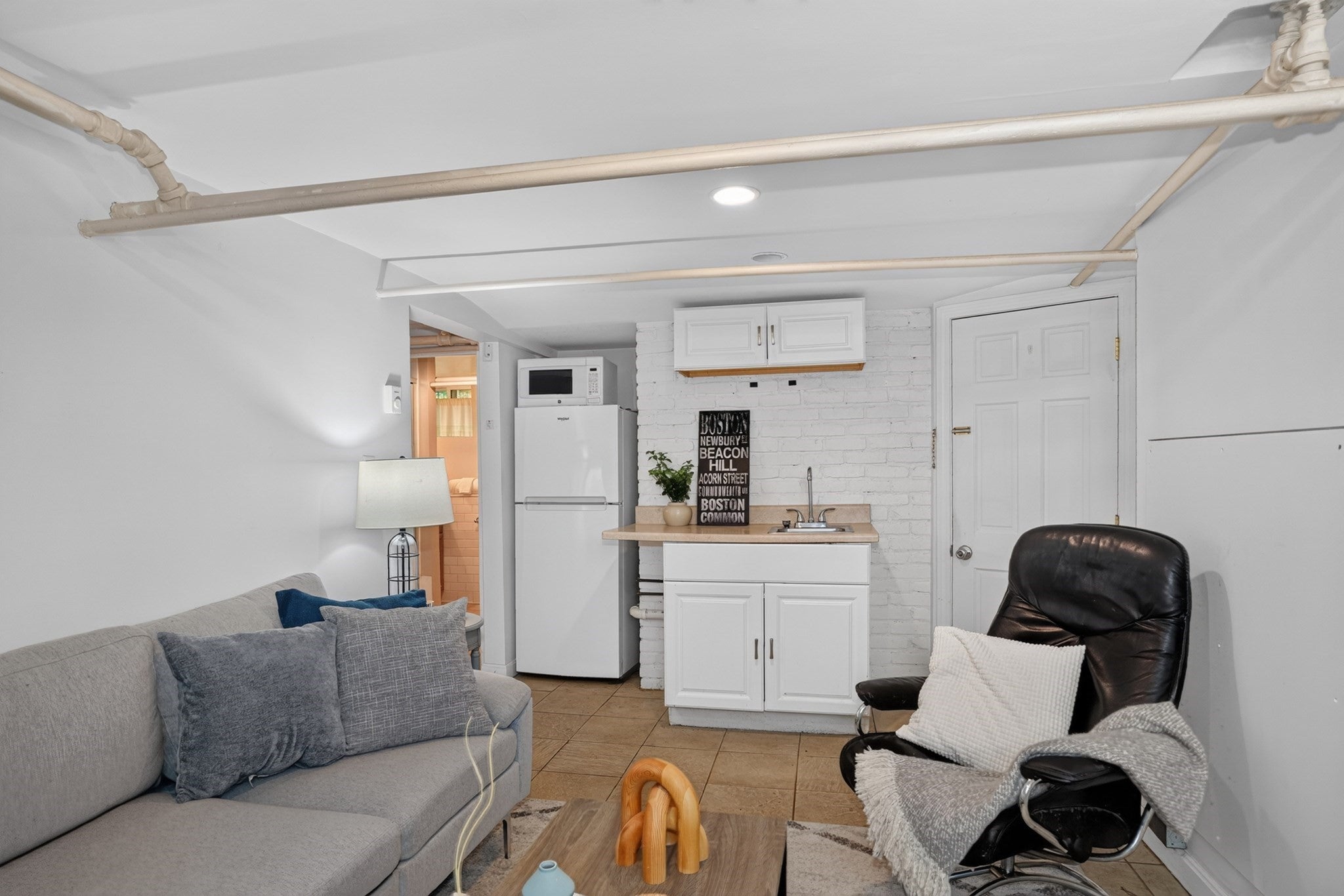 155 White St, Belmont, MA Photo #19