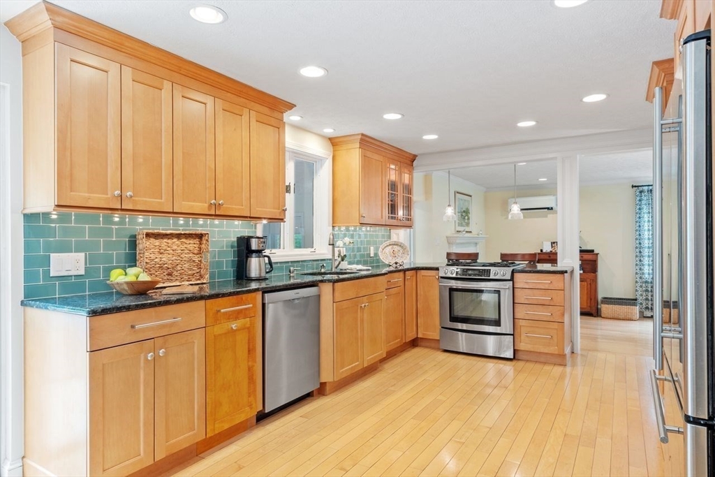 163 Candlestick Road