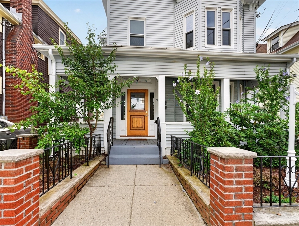 Photo of 9 Dartmouth St, Somerville, MA