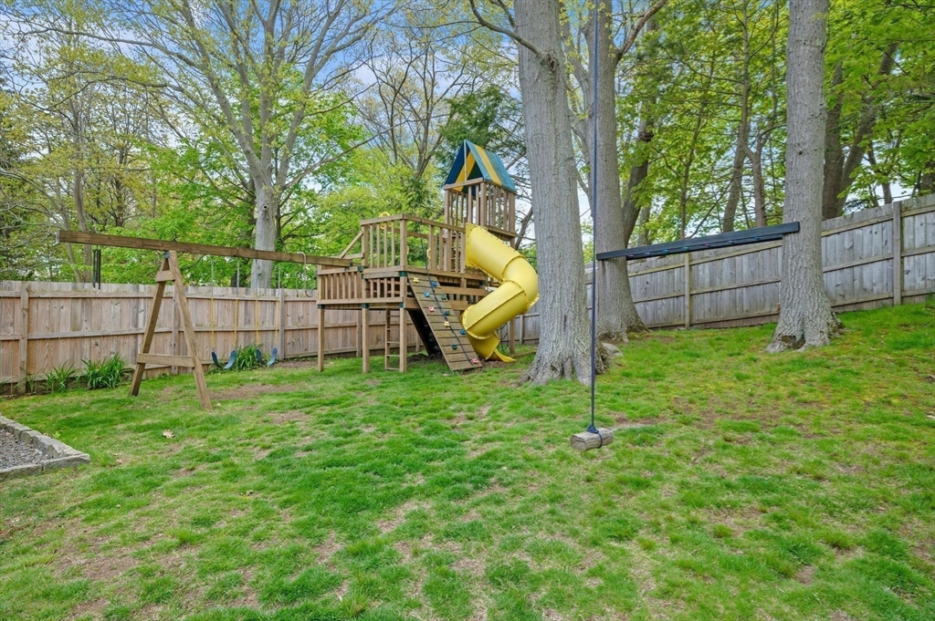 11 East St, Beverly, MA, 11 East St, Beverly, MA Photo #34
