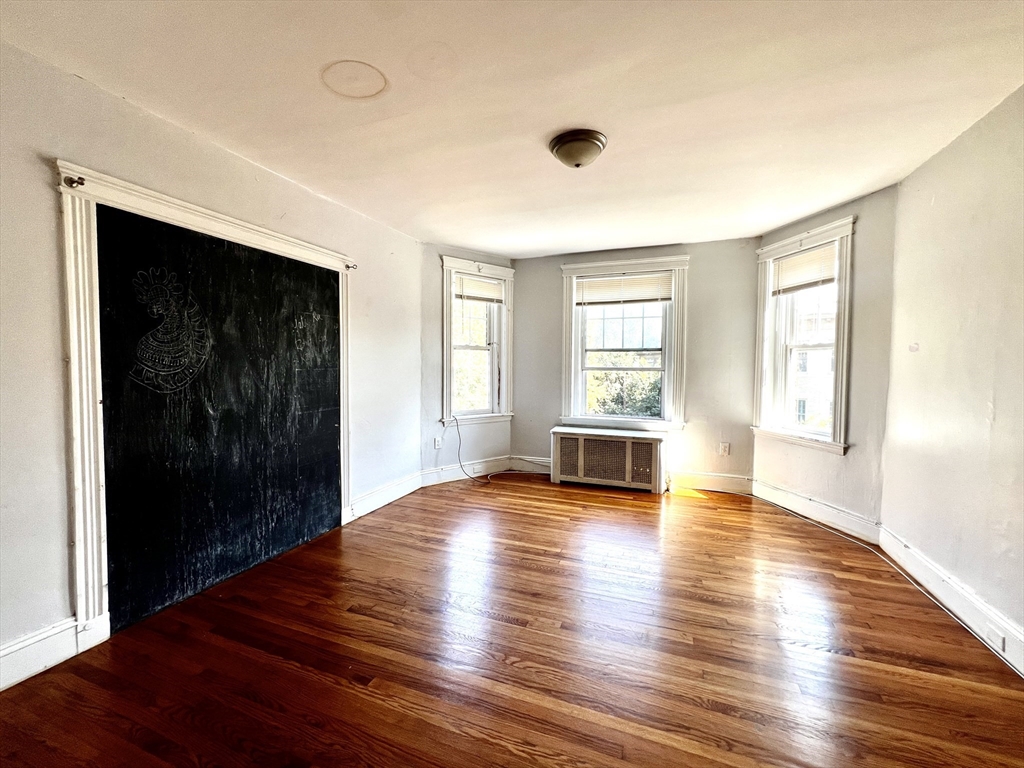 76 Babcock Street 3