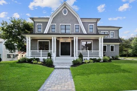 22 Stein Cir Newton MA 02459